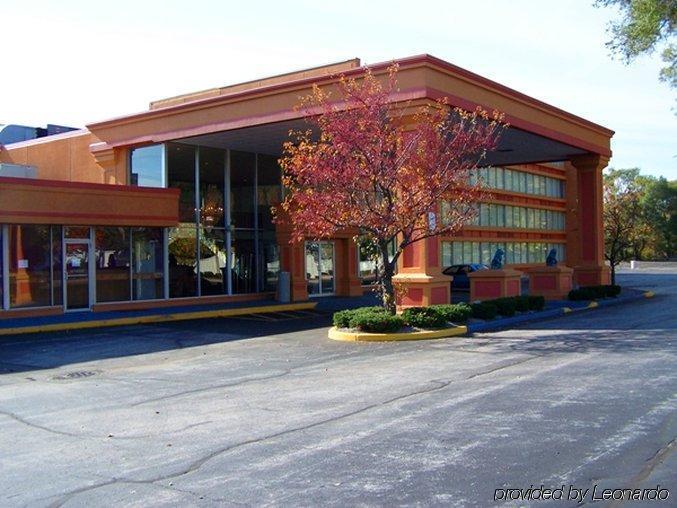A Victory Inn & Suites - Muskegon Exterior photo